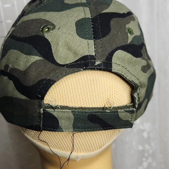 NWOT Camo New York Yankees Adjustable Baseball Cap - Picture 2 of 3